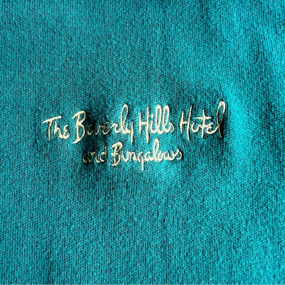 *Rare* Vintage Beverly Hills Hotel & Bungalows Green Polo Shirt L Made in USA - Picture 4 of 11